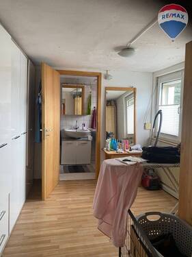 12. Vorzimmer vorm Bad - 