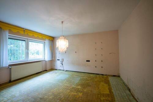 Schlafen / Kind / Büro EG - 