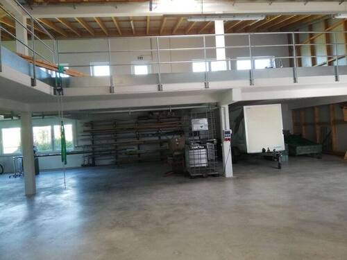 b5a68765-a2fb-4969-84d1-3c27c85c0cba.jpg - 