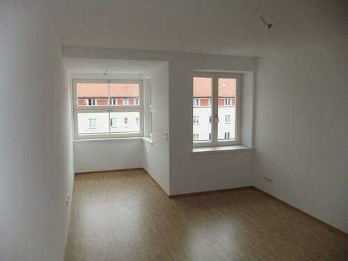 Zimmer 3 - 