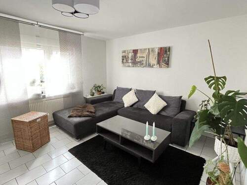 Wohnen EG - 8 Zimmer Mehrfamilienhaus, Wohnhaus in Bad Vilbel