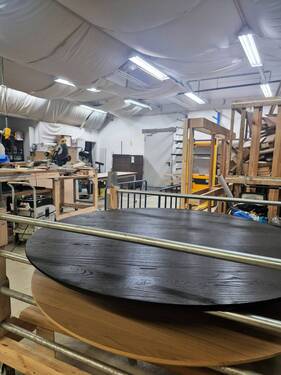 Tischlerei_Produktion_1.jpg - 