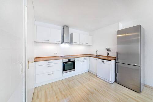 Einbauküche - Etagenwohnung mit 80,00 m&sup2; in München zum Kaufen