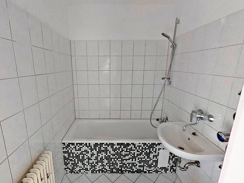 Ansicht II: Bad - 