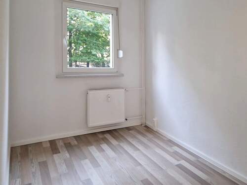 Schlafzimmer 2 - Musterfoto - Etagenwohnung mit 55,60 m² in Halle (Saale) zur Miete
