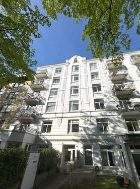 Außenaufnahme Sommer - 2 Zimmer Etagenwohnung in Hamburg