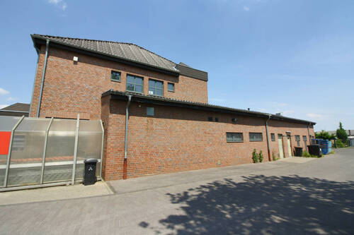 Anlieferung - 