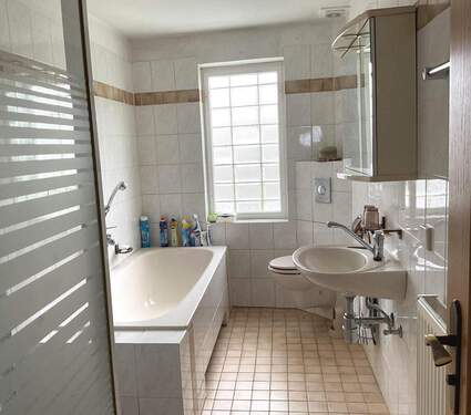 Bad im Dachgeschoss - 