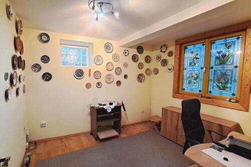 Büro/Arbeitszimmer im Erdgeschoss - 