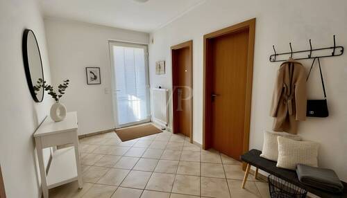 Eingangsbereich (Home Staging) - 