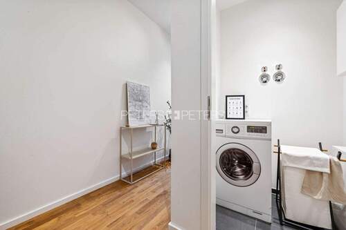 Flur und Abstellraum - 