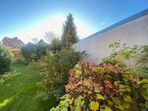 Garten weitere Ansicht - 2 Zimmer Etagenwohnung in Brunsbüttel