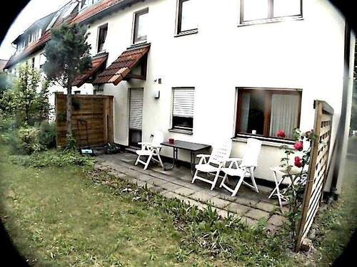 Terrasse zum Garten - 2 Zimmer Etagenwohnung zur Miete in Korntal-Münchingen