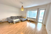 Wohnzimmer - 3 Zimmer Etagenwohnung zum Kaufen in Hamburg