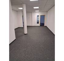 Büro-Praxisfläche im EG eines Wohn- und Geschäftshauses - Oberursel