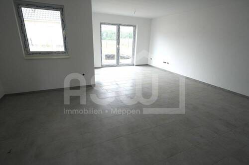 Wohn- Esszimmer - 