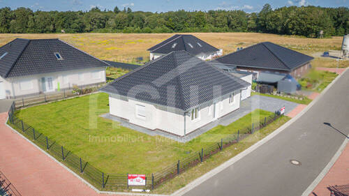 Seitenansicht - Bungalow mit 111,10 m² in Herzlake zum Kaufen
