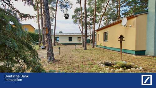 Außenansicht - Neuwertiges Bungalowhaus in massiver Bauweise