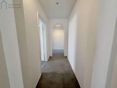 Flur 1. OG - 