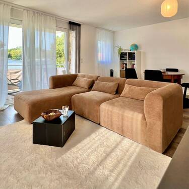 Bild 1 - Neuwertige 3 Zimmerwohnung im Obergechoss