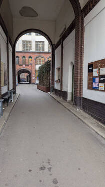 Eingang zum Hinterhof - 