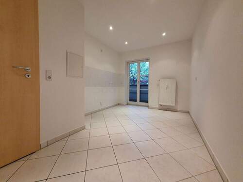 Küche - Komfortables Zuhause in Taucha - 2-Zimmer-Wohnung mit Parkett und Stellplatz