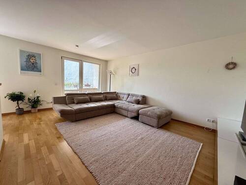 Zimmer - Bezugsfreie Familienwohnung in Friedenau - Hell und ideal geschnitten in zentraler Lage