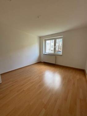 Zimmer 2 - 