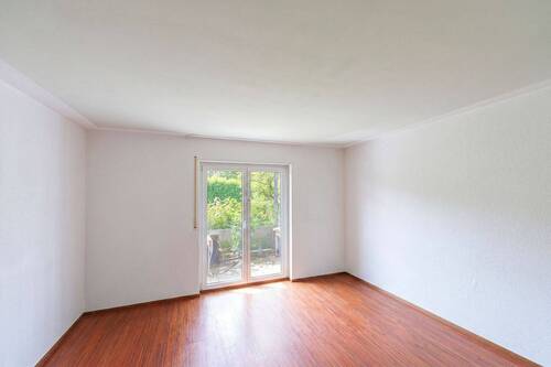 Schlafzimmer - 3 Zimmer Etagenwohnung zum Kaufen in Backnang