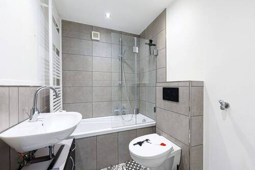 Badezimmer - Etagenwohnung mit 66,00 m&sup2; in Backnang zum Kaufen