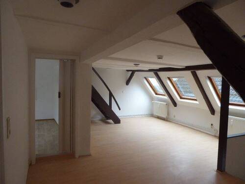 Tolle Studiowohnug - Tolle, große 2-Zimmer-Maisonette Studio Wohnung in der Innenstadt!