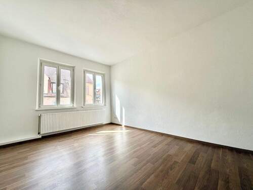 Ansprechender Wohnbereich ähnlich - 2 Zimmer Etagenwohnung zum Kaufen in Nürnberg