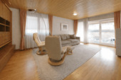 Helles Wohnzimmer - Mehrfamilienhaus, Wohnhaus mit 130,20 m&sup2; in Metzingen zum Kaufen