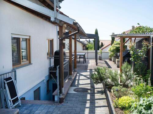 Außenbereich - Mehrfamilienhaus, Wohnhaus mit 259,00 m² in Mühlhausen zum Kaufen