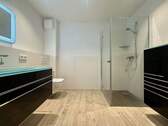 Hochwertiges Duschbad - 