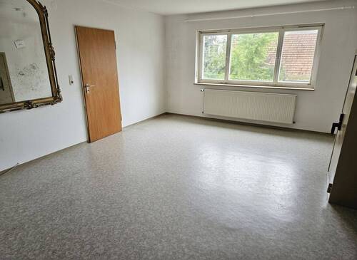 Einliegerwohnung helles Zimmer - 