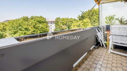 Loggia 1 - 4 Zimmer Etagenwohnung in Augsburg