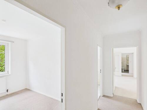 Bild 2 - 2 Zimmer Etagenwohnung zum Kaufen in Berlin