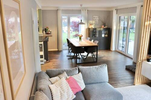 Wohn-/ Esszimmer EG - 