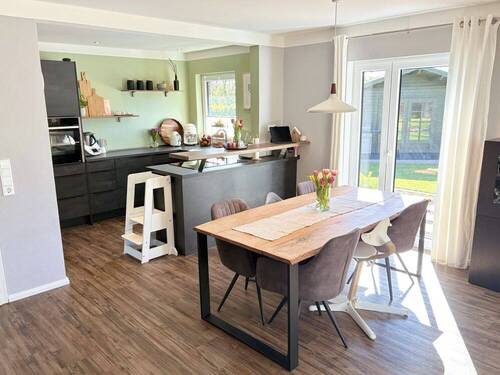 Wohn-/ Esszimmer EG - 