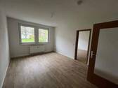 Wohnen - 2 Zimmer Etagenwohnung zur Miete in Zwickau