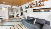 Wohnzimmer 1 - Gemütliche zwei Zimmer mit Terrasse und Stellplatz - ein Zuhause zum Ankommen