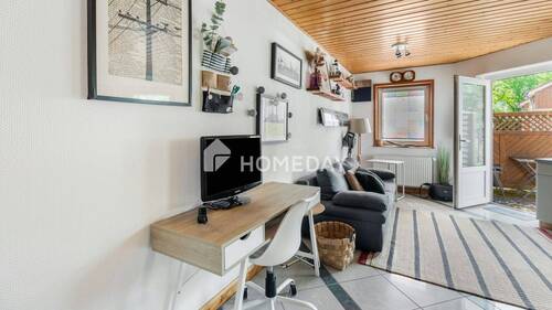 Wohnzimmer 2 - 2 Zimmer Etagenwohnung in Osterrönfeld
