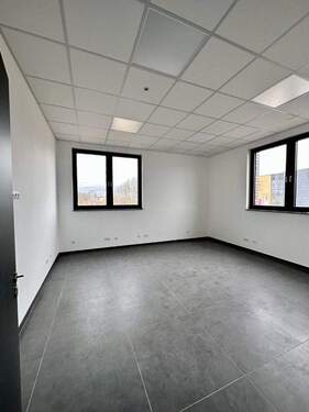 Bürofläche 1 - Neubau-Büro 230 m² im Erdgeschoss - barrierefrei, 247, inkl. Internet