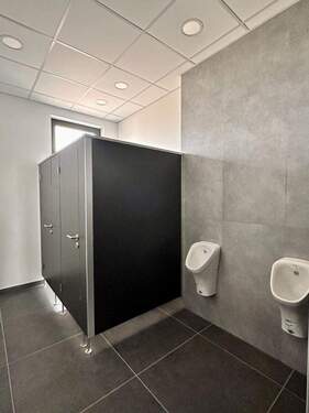 Herren-WC - Büro in Brühl