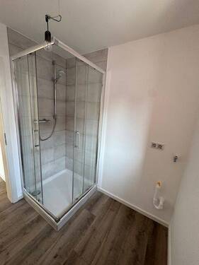 Badezimmer - 4 Zimmer Etagenwohnung in Gunzenhausen