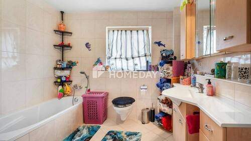 1. OG Badezimmer 1 - 