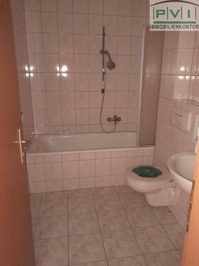 Bad - Etagenwohnung mit 70,00 m² in Aue zur Miete