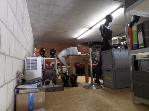 Lagerfläche/Büro - 5 Zimmer Einfamilienhaus zum Kaufen in Waldems