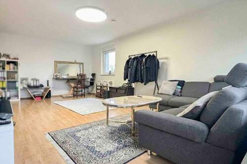 Wohnzimmer - 2 Zimmer Einfamilienhaus zum Kaufen in Sankt Augustin